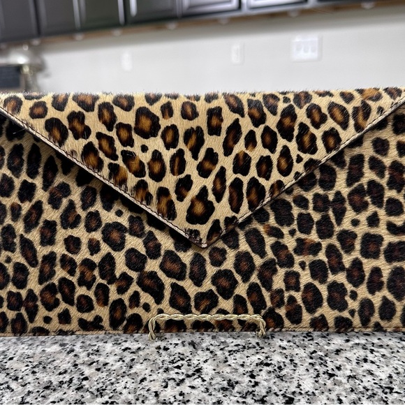 W Kleinberg Envelope Clutch, fur, leopard pattern - Picture 3 of 6